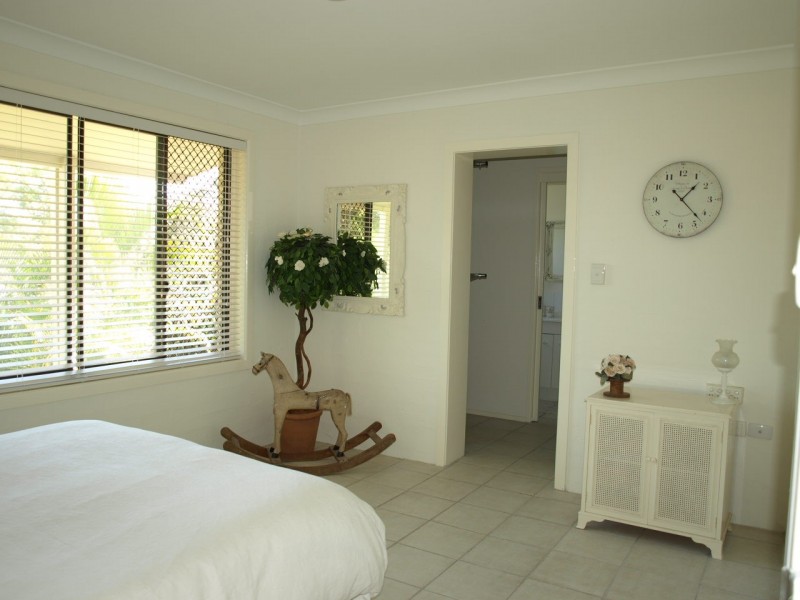 24 Freda Street, Ashmore QLD 4214