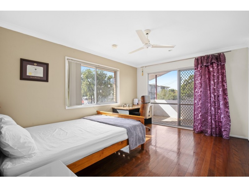 116 Muir Street, Labrador QLD 4215