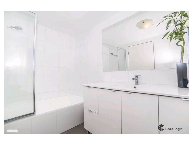 4/2320-2330 Gold Coast Highway “Diamond Sands”, Mermaid Beach QLD 4218