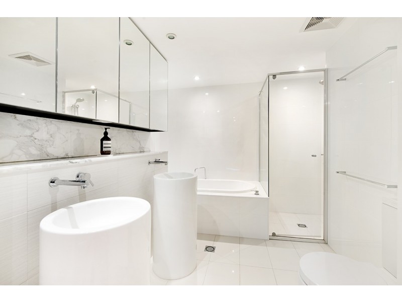 12707 1 Oracle Boulevard, Broadbeach QLD 4218