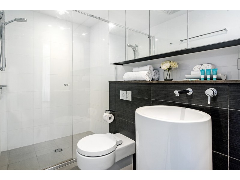 21806/21 Elizabeth Street “Oracle”, Broadbeach QLD 4218