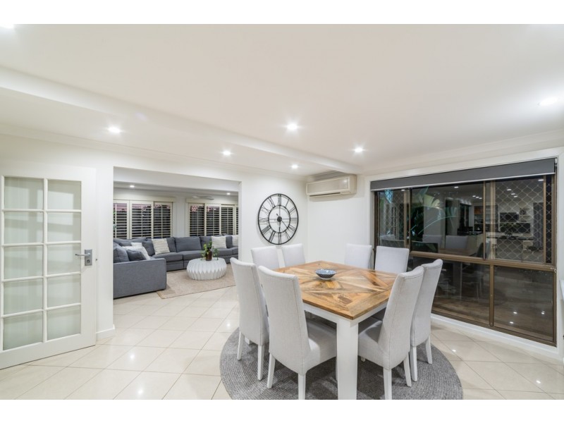 38 Tosti Street, Sorrento QLD 4217