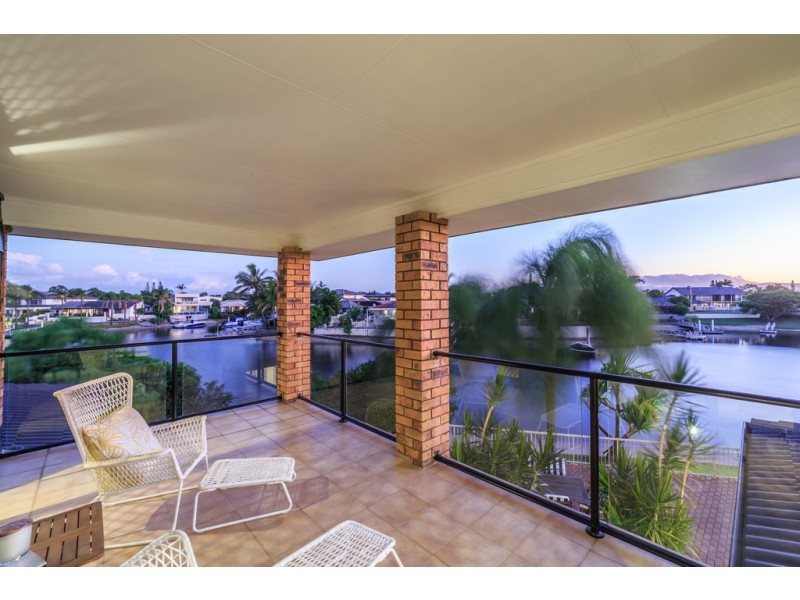 38 Tosti Street, Sorrento QLD 4217