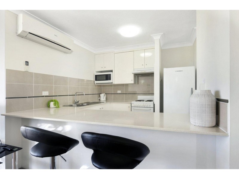 603/8 Albert Street “Pacific Resort”, Broadbeach QLD 4218