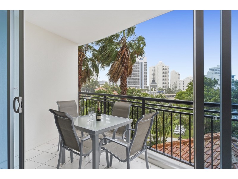 3075 Chevron Renaissance 23 Ferny Avenue, Surfers Paradise QLD 4217