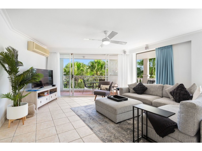 24 La Grande 122-130 Old Burleigh Road, Broadbeach QLD 4218