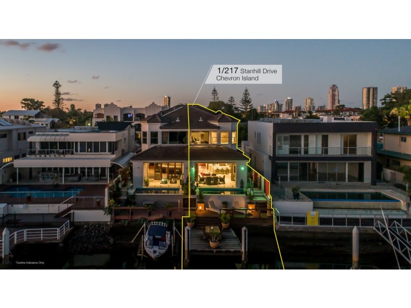1/217 Stanhill Drive, Chevron Island QLD 4217