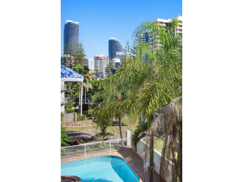 12/25 Federation Avenue ‘Moonbird’, Broadbeach QLD 4218