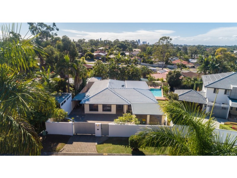 45 Sunningdale Circuit, Robina QLD 4226