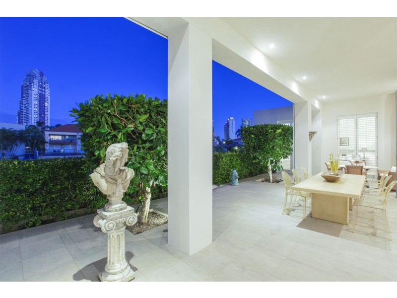 27 Midshipman Court, Paradise Waters QLD 4217