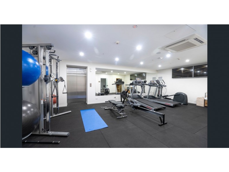 2101/9 Norfolk Avenue “Ruby Apartments”, Surfers Paradise QLD 4217