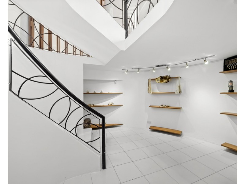 8 Constance Esplanade, Runaway Bay QLD 4216