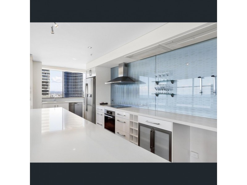 24A/1 Albert Avenue, Broadbeach QLD 4218