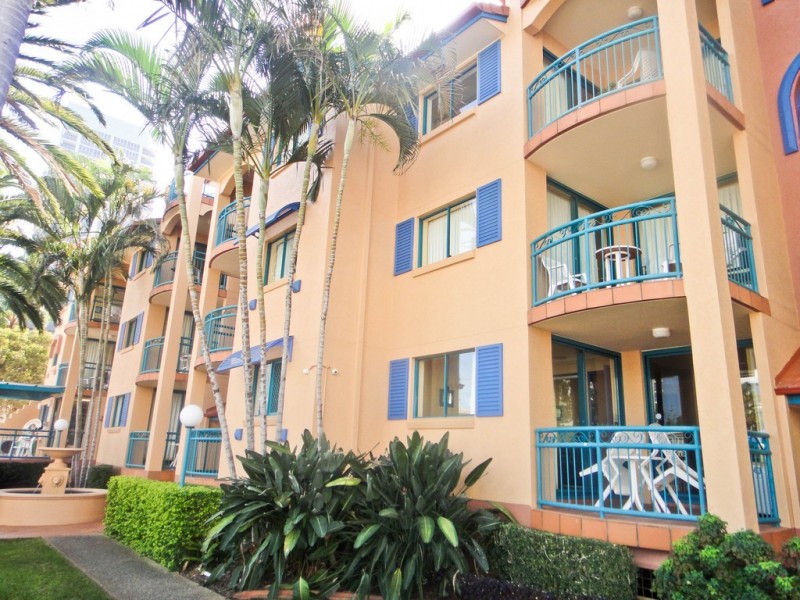 35B/11-17 Phillip Avenue, Broadbeach QLD 4218