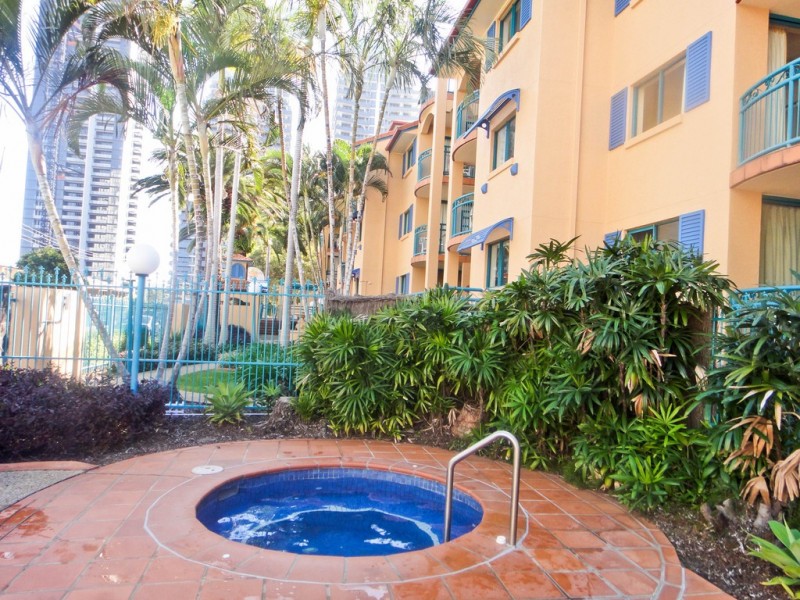 35B/11-17 Phillip Avenue, Broadbeach QLD 4218