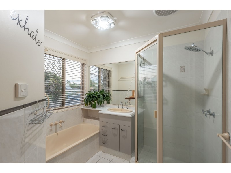 1/2294 Gold Coast Highway, Mermaid Beach QLD 4218