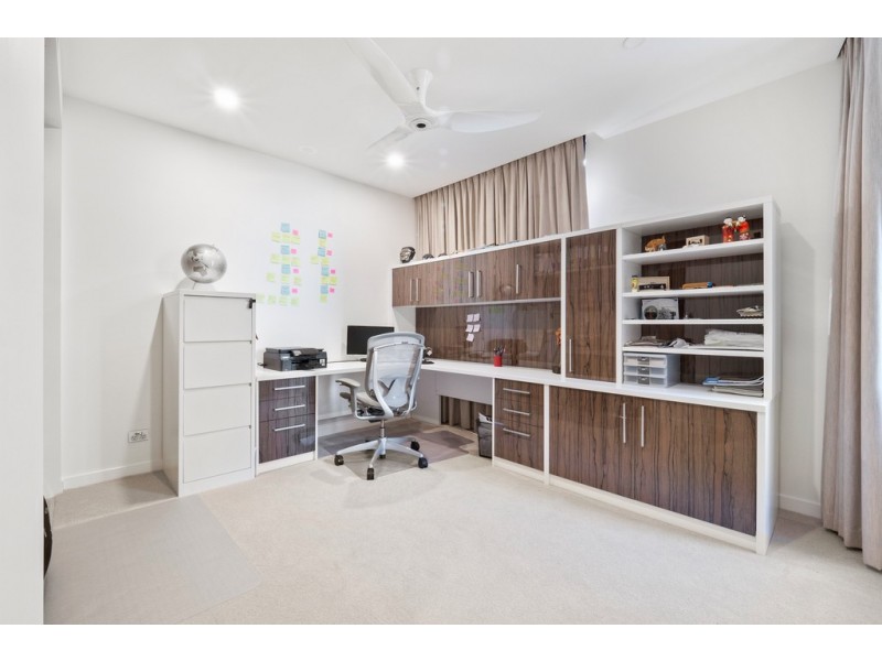 2/1491 Gold Coast Highway, Palm Beach QLD 4221