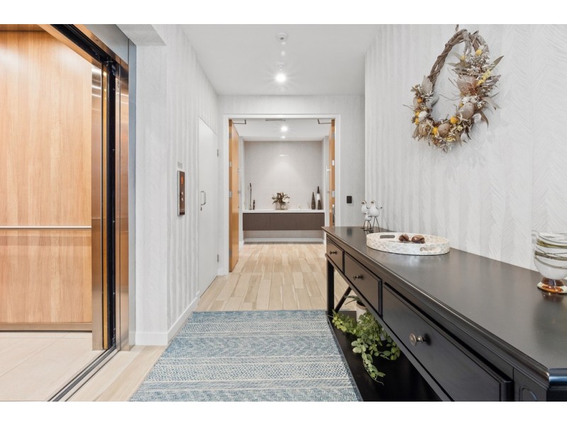 2/1491 Gold Coast Highway, Palm Beach QLD 4221