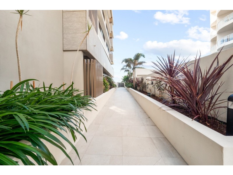 2/1491 Gold Coast Highway, Palm Beach QLD 4221