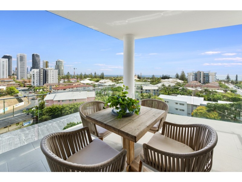 703/51 Peerless Avenue, Mermaid Beach QLD 4218