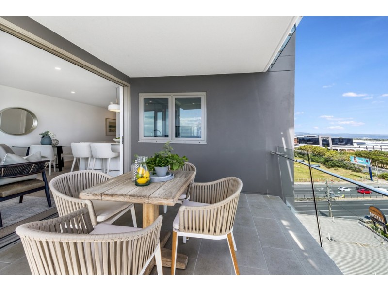 703/51 Peerless Avenue, Mermaid Beach QLD 4218