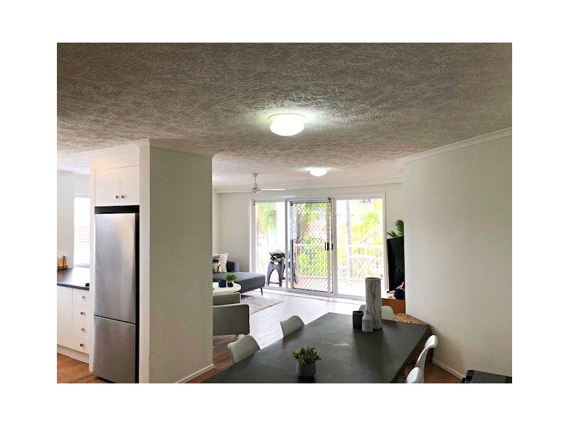 8/32 Second Ave, Broadbeach QLD 4218