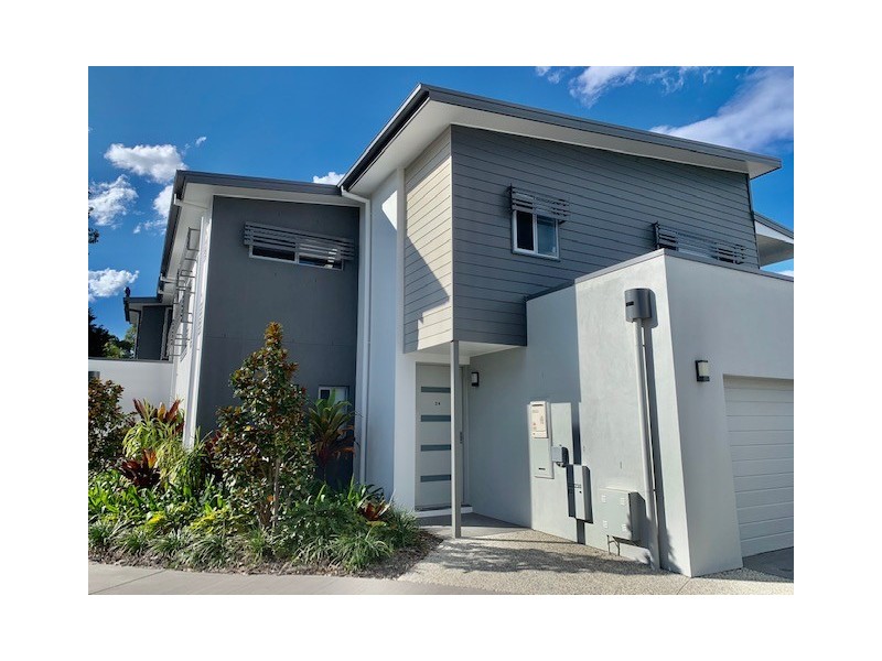 20/50 Compass Drive, Biggera Waters QLD 4216