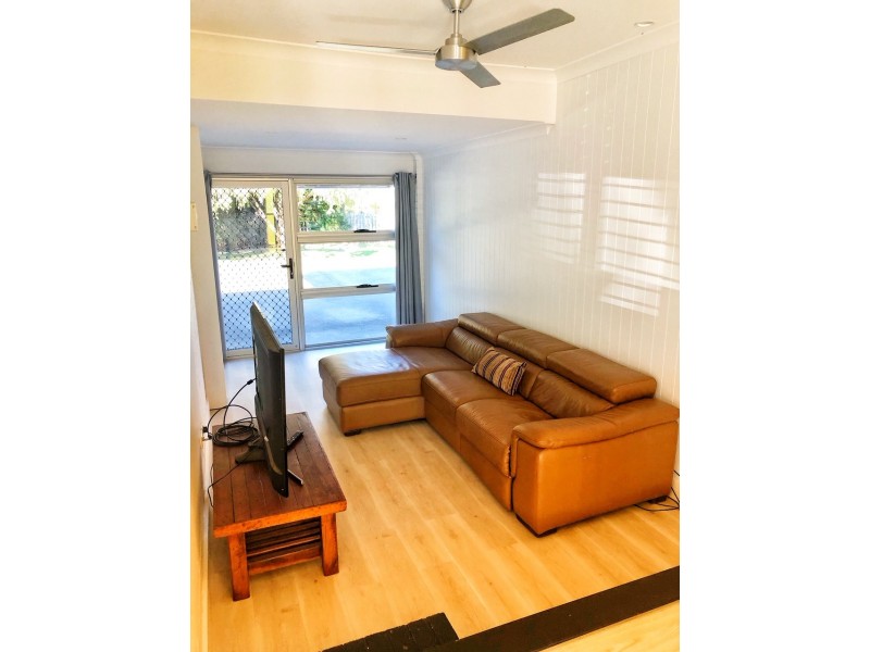 3/6 Duet Drive, Mermaid Waters QLD 4218