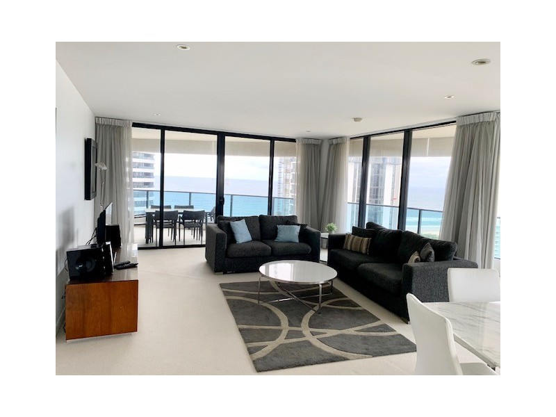 22407/21 Elizabeth Avenue “Oracle”, Broadbeach QLD 4218