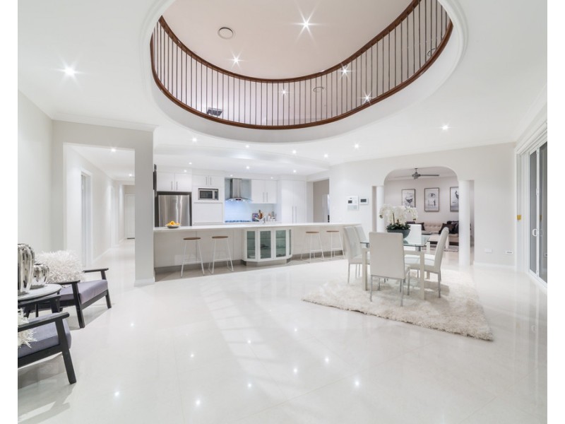 76 Charolais Crescent, Benowa Waters QLD 4217