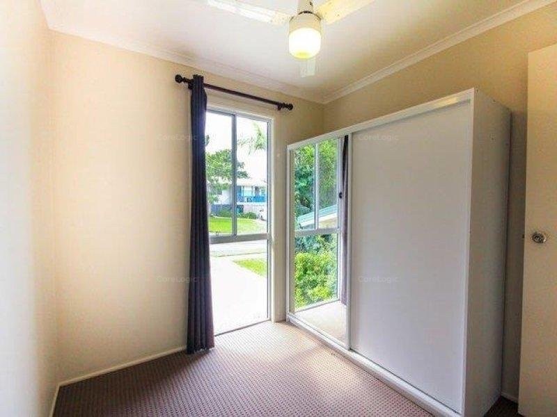 1/54 Woomera Crescent, Southport QLD 4215