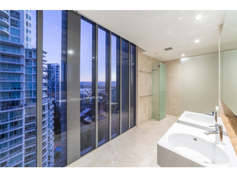 46/173 Old Burleigh Road, Broadbeach QLD 4218