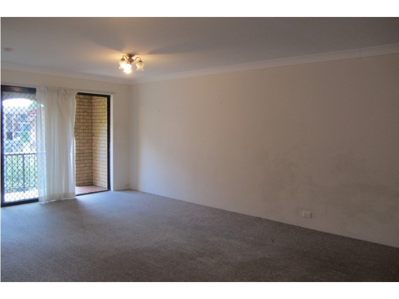 5/5 Christina Court, Mermaid Waters QLD 4218