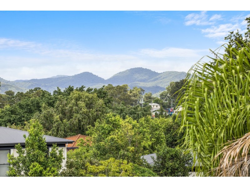 1 Stillwater Crescent, Robina QLD 4226