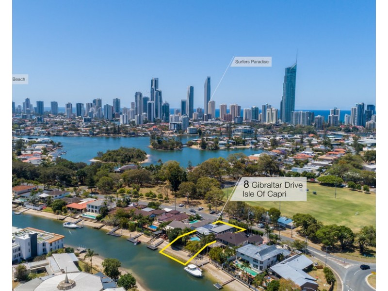 8 Gibraltar Drive, Isle Of Capri QLD 4217