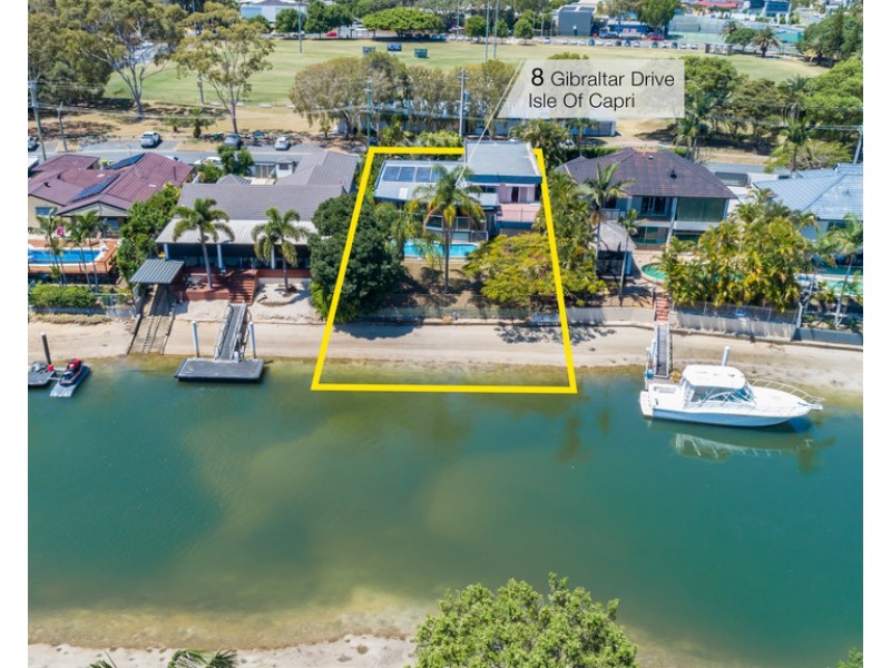 8 Gibraltar Drive, Isle Of Capri QLD 4217