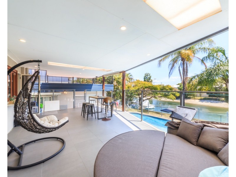 8 Gibraltar Drive, Isle Of Capri QLD 4217