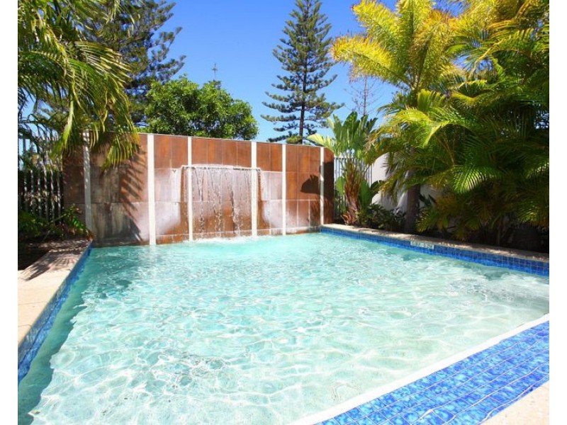 32/25 Surf Parade, Broadbeach QLD 4218