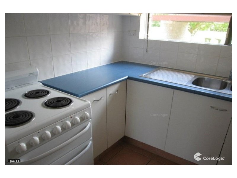 1/48 Oceanic Drive, Mermaid Waters QLD 4218