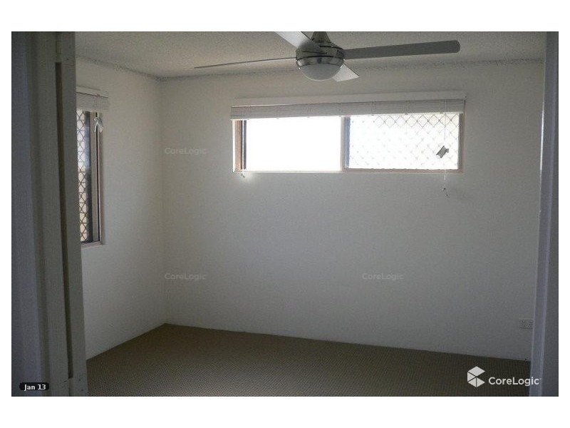 1/48 Oceanic Drive, Mermaid Waters QLD 4218