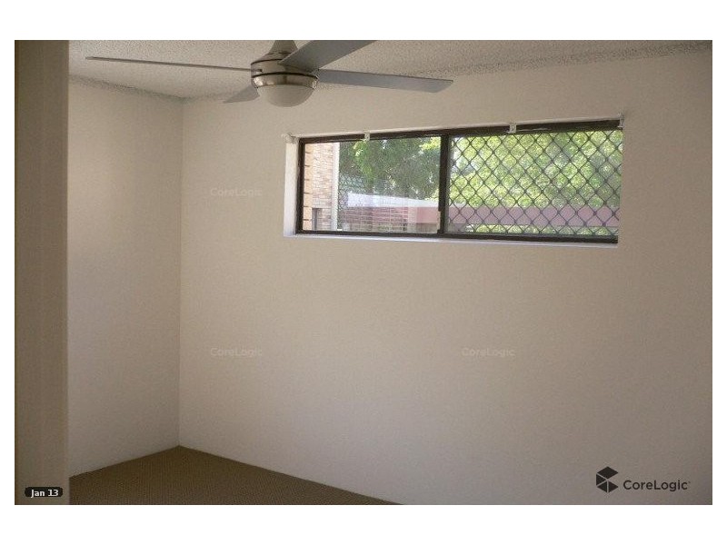 1/48 Oceanic Drive, Mermaid Waters QLD 4218