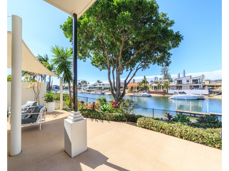 1/21 Vespa Crescent, Surfers Paradise QLD 4217