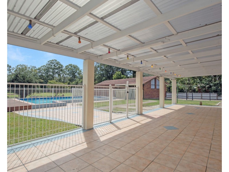 4 Tom Latimer Court, Worongary QLD 4213