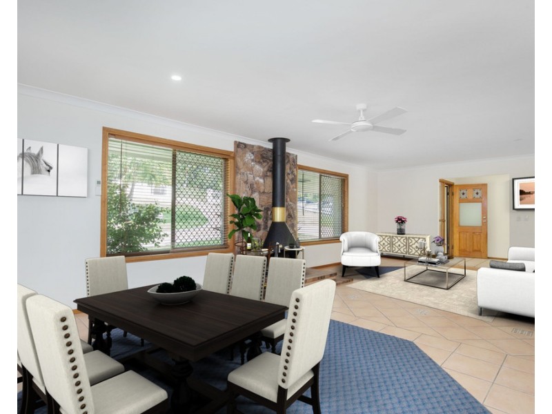 4 Tom Latimer Court, Worongary QLD 4213