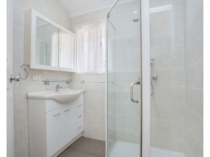 4 Tom Latimer Court, Worongary QLD 4213