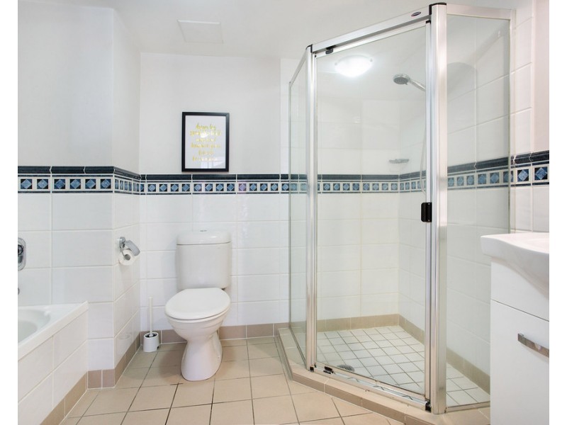 4A/11 Wharf Road ‘Wharf Apartments’, Surfers Paradise QLD 4217