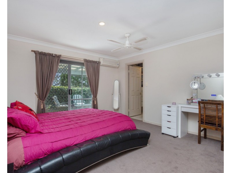 69 Merridown Drive, Merrimac QLD 4226