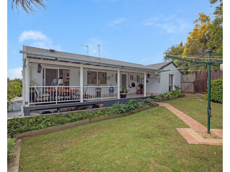69 Merridown Drive, Merrimac QLD 4226