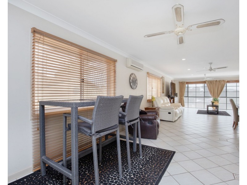 69 Merridown Drive, Merrimac QLD 4226