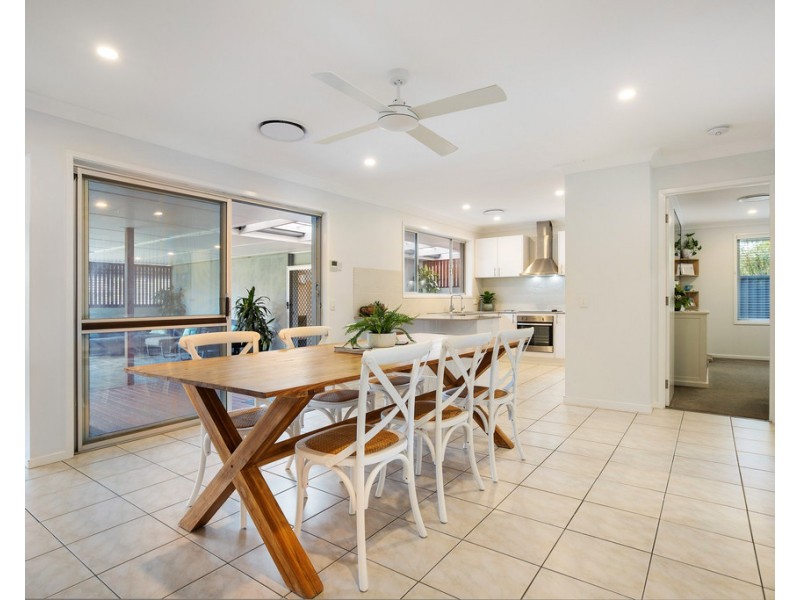 85 Mallawa Drive, Palm Beach QLD 4221